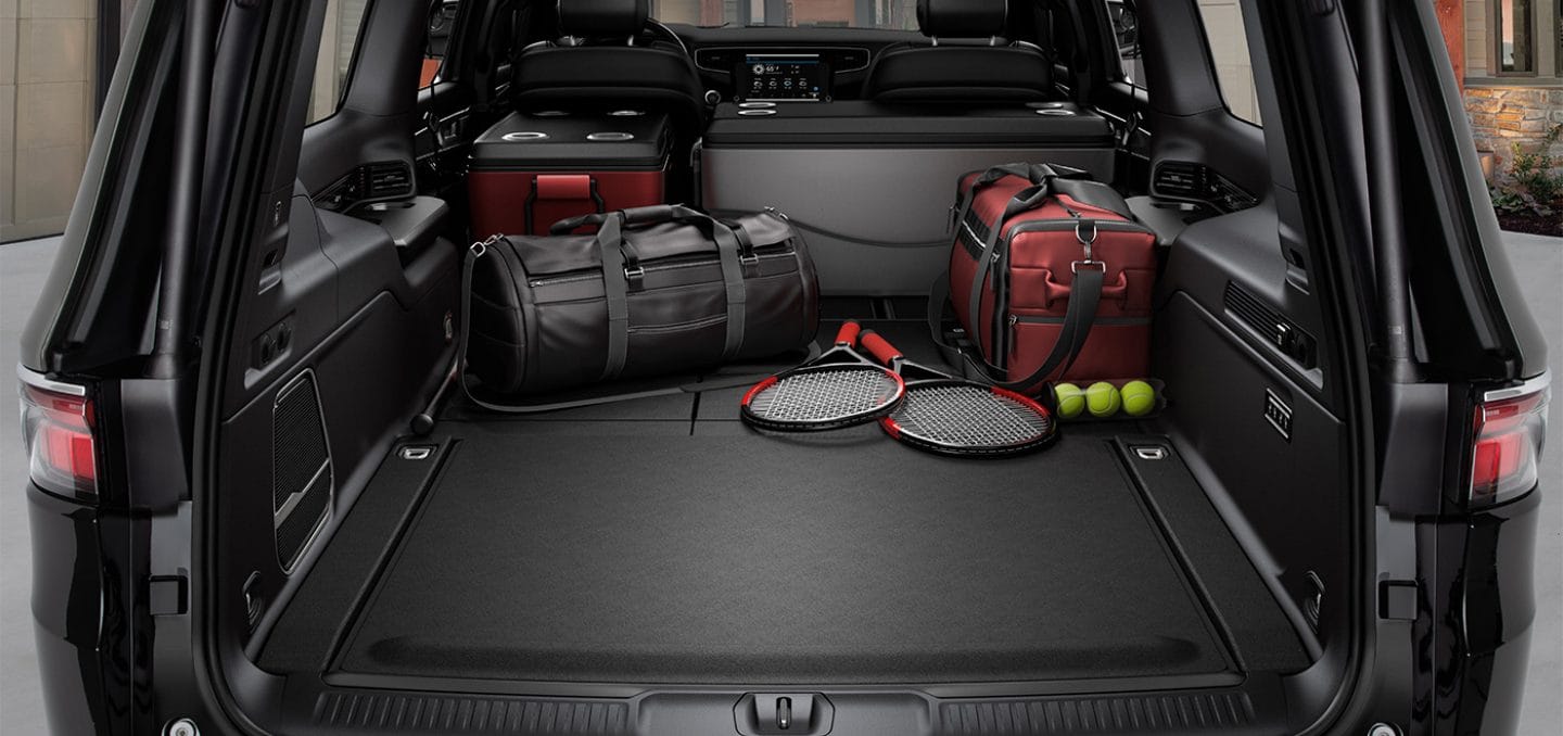 2023 Wagoneer Cargo/Storage Volume