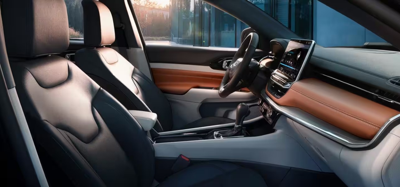 2024 Jeep Compass Limited Trim and Features