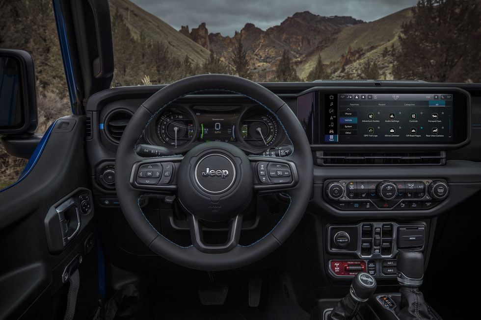 2024 Jeep Wrangler Interior